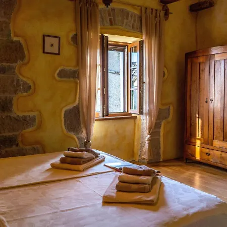 Cottage, Potpican Potpićan
